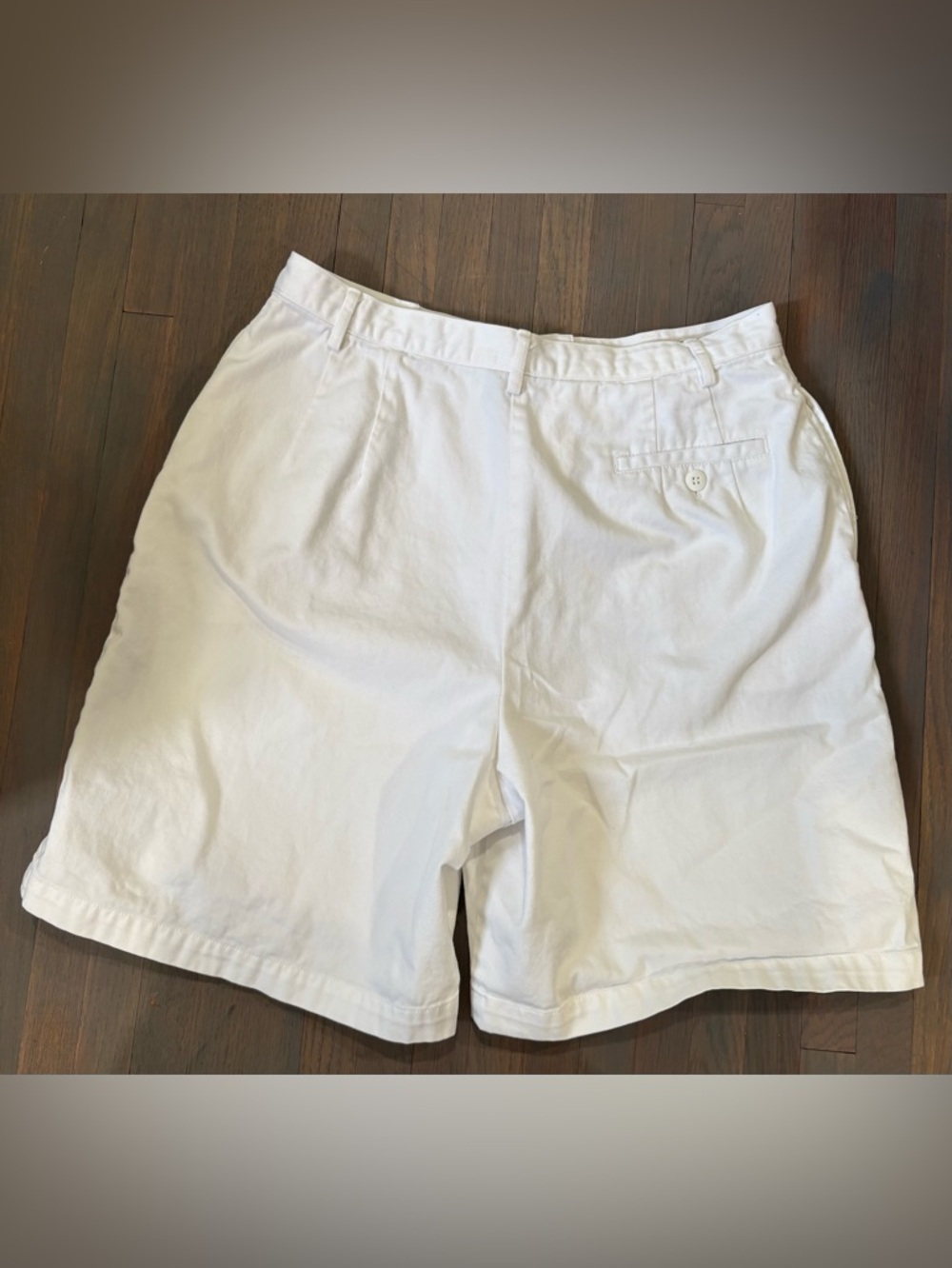 647. Pendleton White Cotton Casual Shorts - Picture 2 of 3